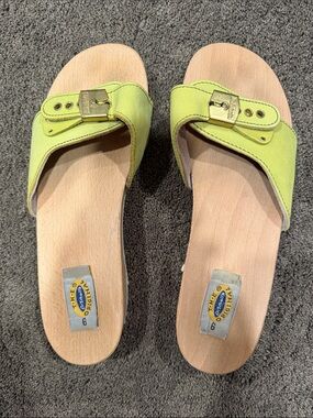 Dr. Scholl's Lime Green Buckle Slide Sandals